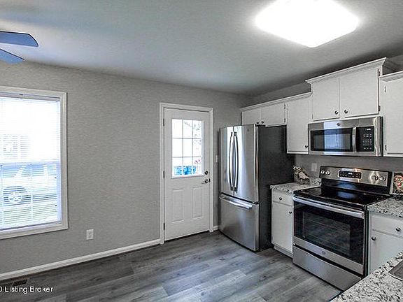 5th image of 167 Deerfield Ct