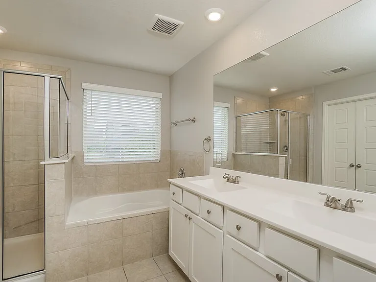 11655 Bakersfield Pass — Photo 12