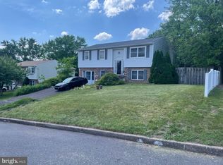 765 Duckworth Dr, Pottstown, PA 19464