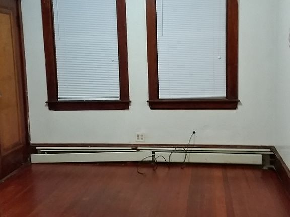 2nd image of 10 Greenwood St
