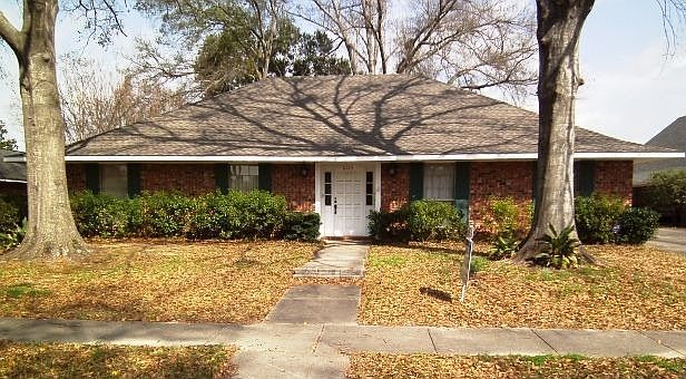 2nd image of 8723 Wakefield Ave