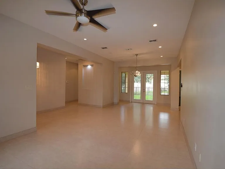 3600 Denia Ct — Photo 15