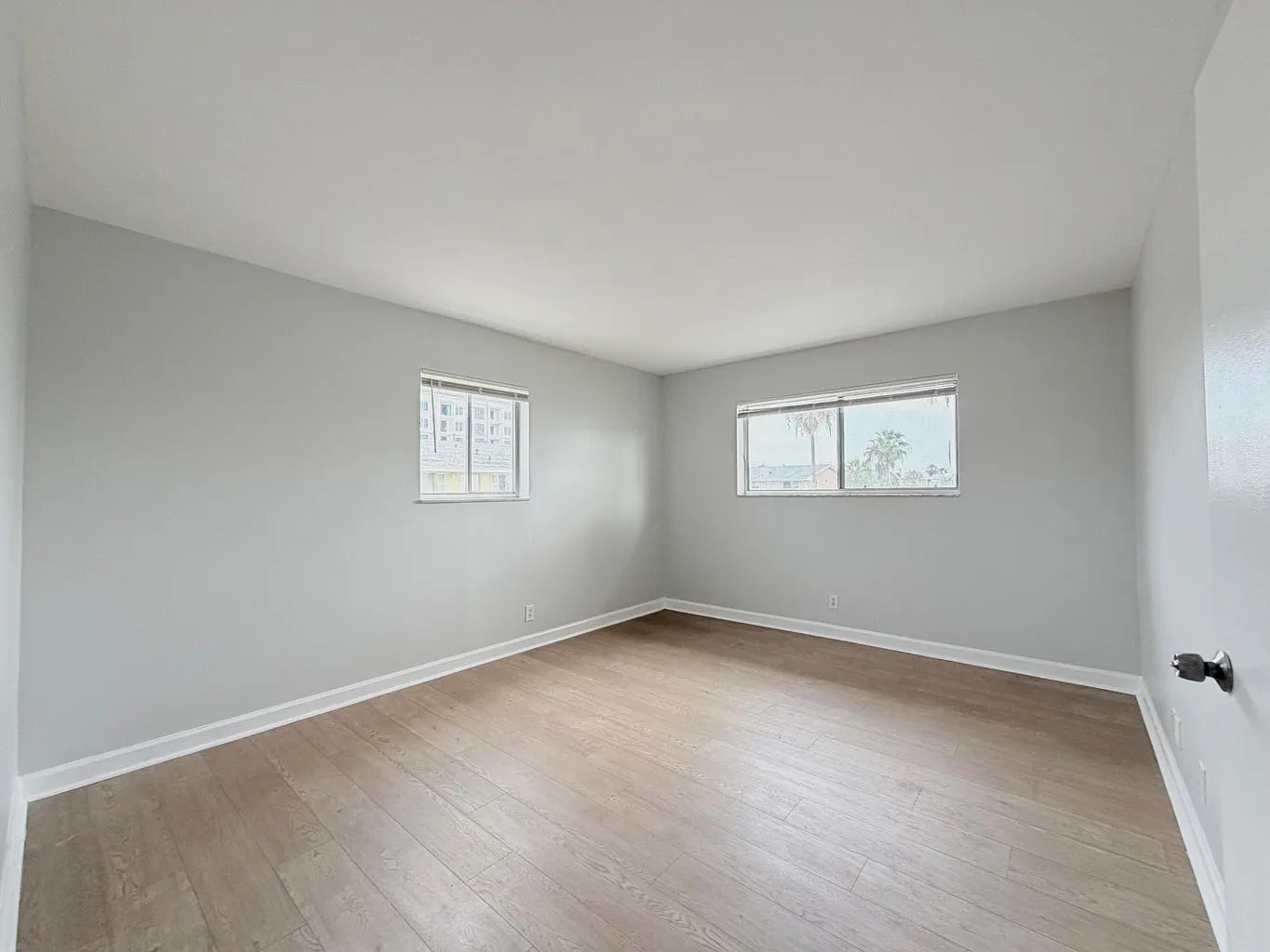 3 bed, 1190 sqft, $2,300 — Photo 4