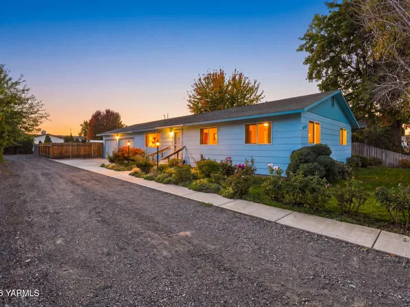1013 Adams Ave, Toppenish, WA 98948