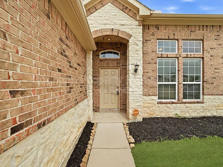 5309 Camerford Ct — Photo 2