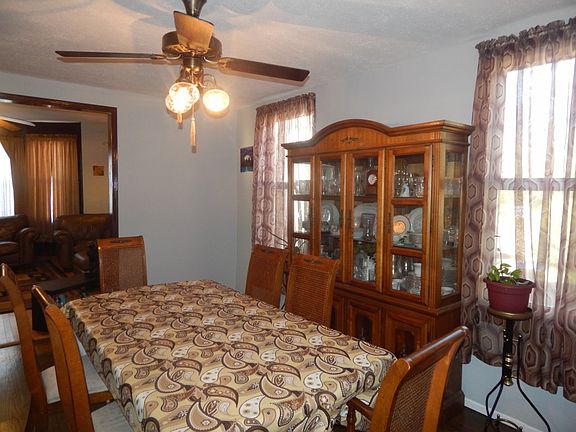 5th image of 61 Harvard Ave