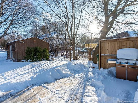 2nd image of 455 Main St