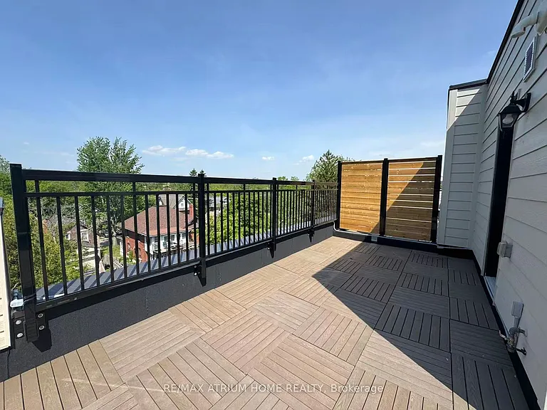 15100 Yonge St N #228 — Photo 11