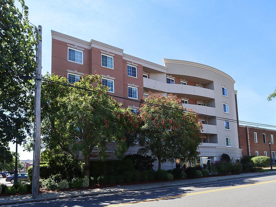 1st image of 242 Maple Ave APT 407