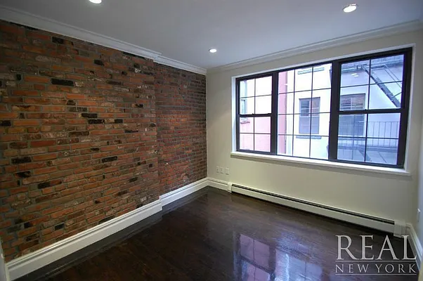 Rented by REAL New York | media 11