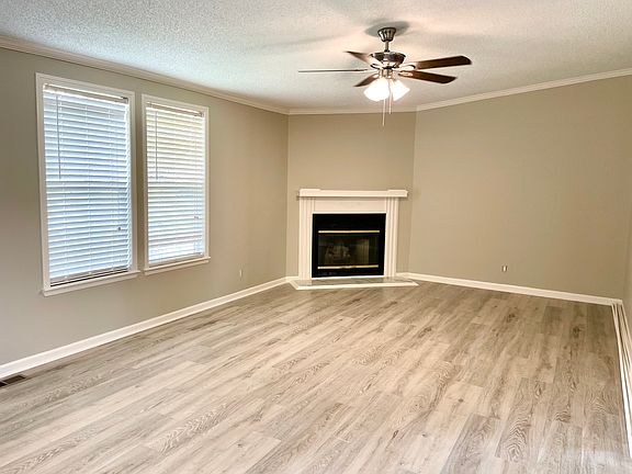 5th image of 115 Lacy Ln