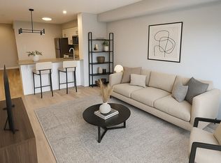 425 Watson Pkwy N #412, Guelph, ON N1E 0T9