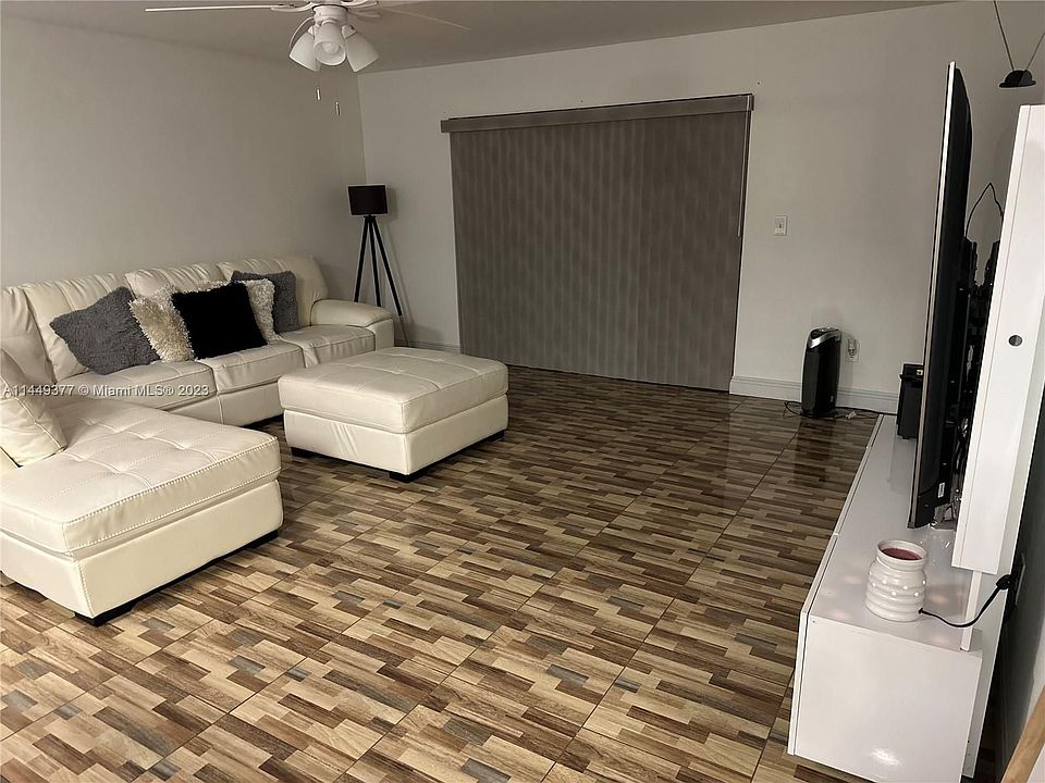 1st image of 10357 N Kendall Dr APT Dd6