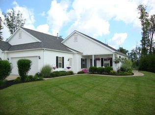 10766 Crossings Dr, Aurora, OH 44202