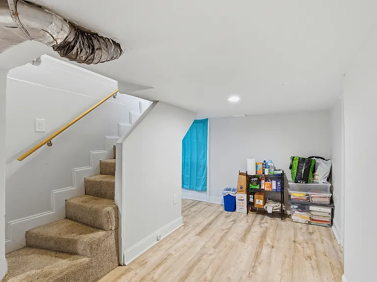 4318 Lawrence St — Photo 19