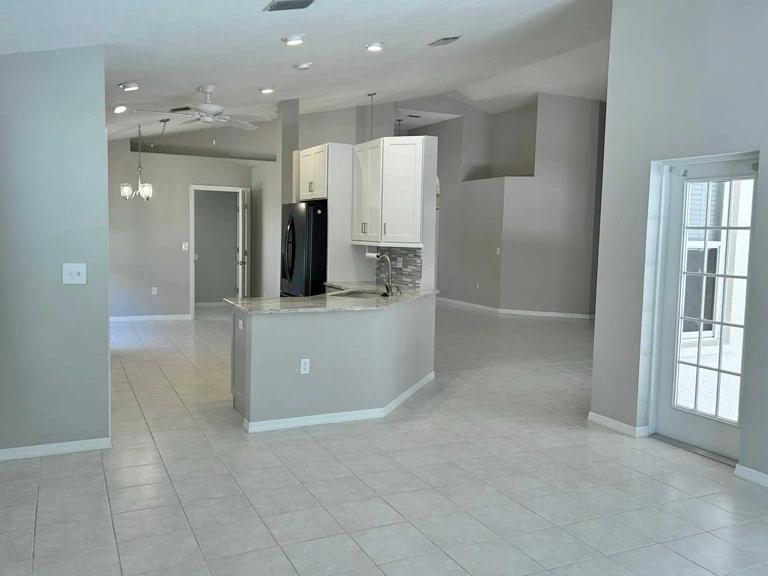 6818 Winslow St — Photo 3
