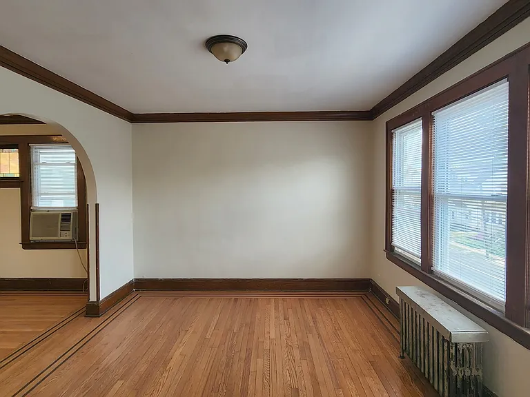 33 Netherwood Pl #22 — Photo 2