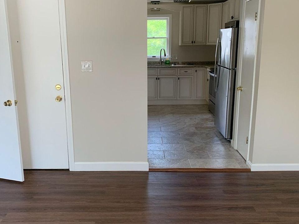 living room looking into kitchen