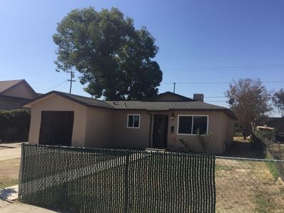 2035 Young St, Selma, CA, 93662