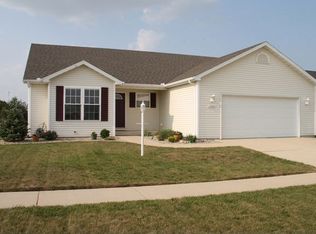 3304 Memory Ln, Urbana, IL 61802