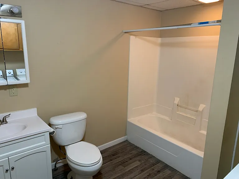 5 S Main St #2 — Photo 7