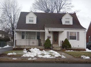 2-22 Plaza Rd, Fair Lawn, NJ 07410