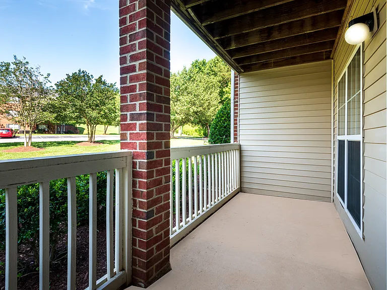 Brookefield Apartments — Photo 13