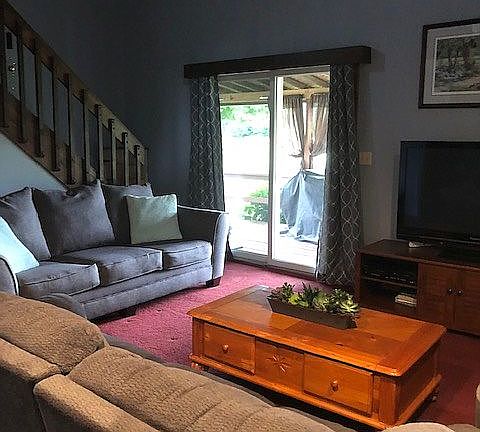View of living room & outsid