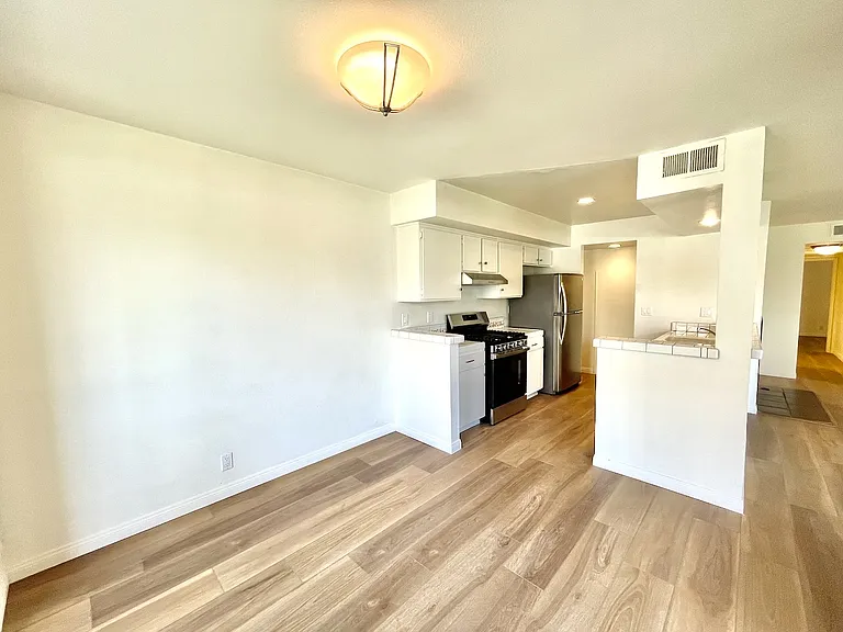 5958 E Naples Plz #NA — Photo 8