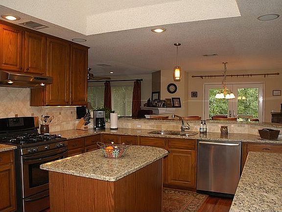 Kitchen 1