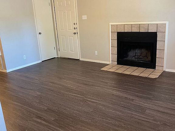4th image of 9507 Nightjar Dr #A