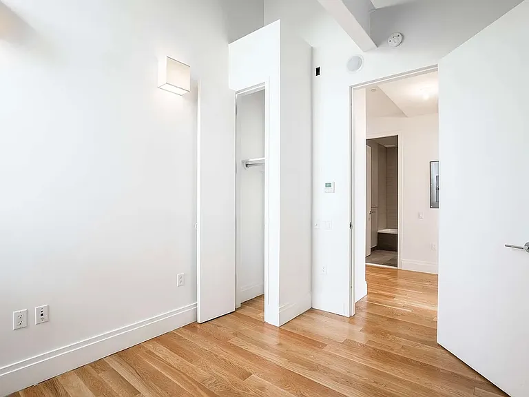 18 Monitor St #5H — Photo 12