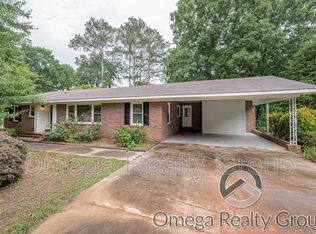 3908 Stratford Rd, Anniston, AL 36207