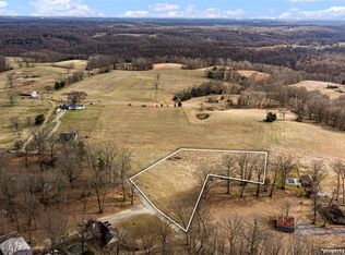 4 J W York Rd, Scottsville, KY 42164