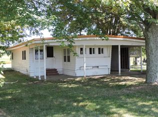 882 W Colon Rd, Bronson, MI 49028