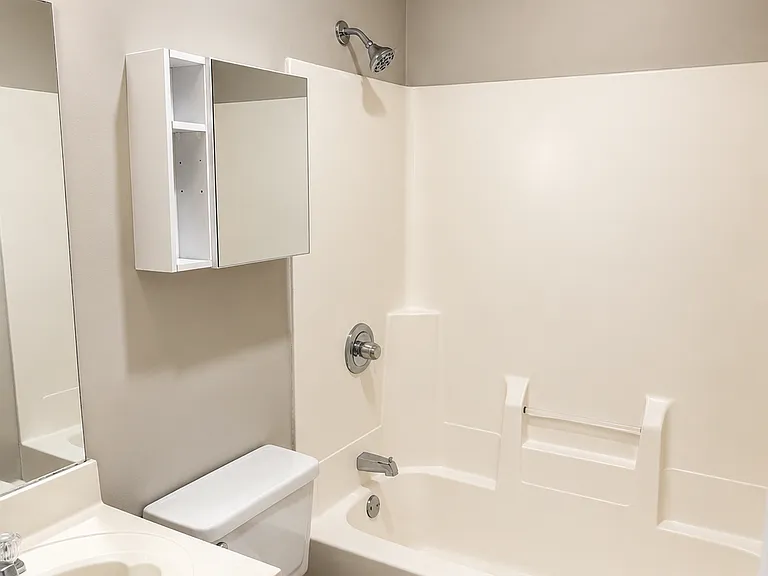 306 Spangler Dr #6 — Photo 3