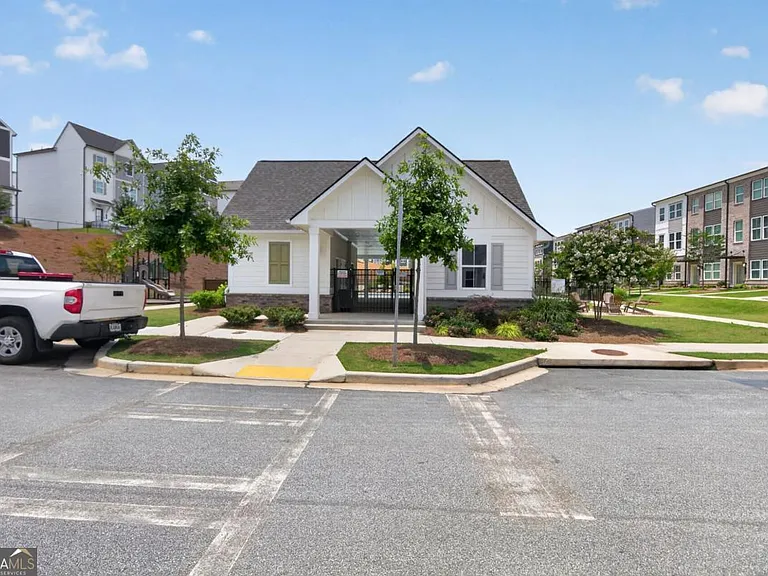 1445 Creekside Cir — Photo 42