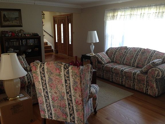 2nd image of 7213 Walden Ln