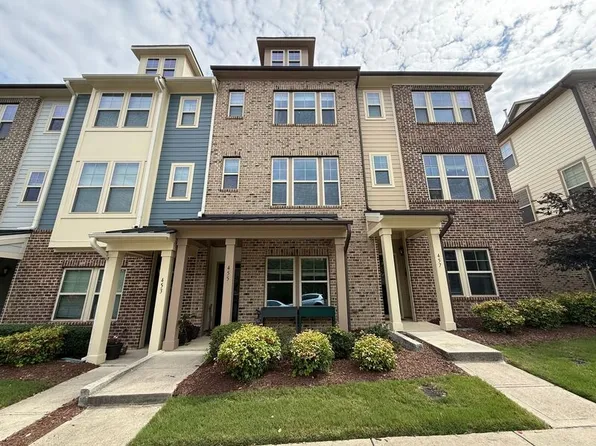 455 Village Commons Ln, Apex, NC 27502
