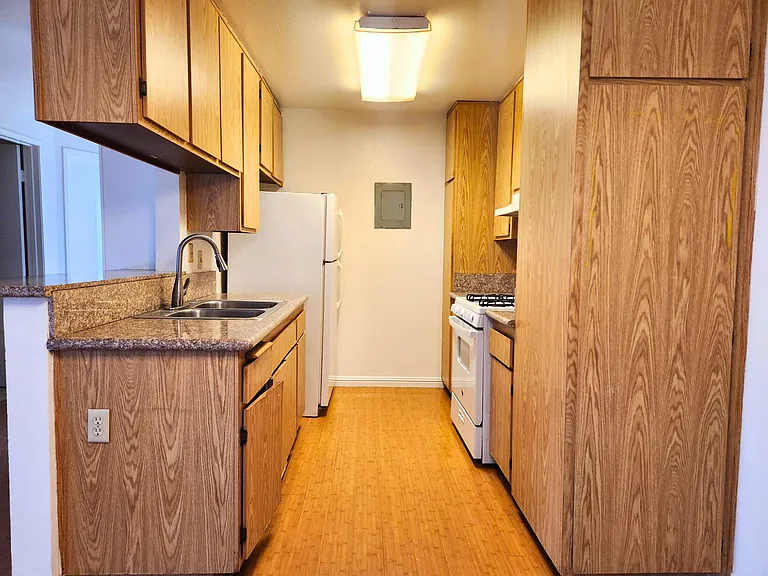 432 S. Normandie Ave, Los Angeles, CA 90020 — Photo 46