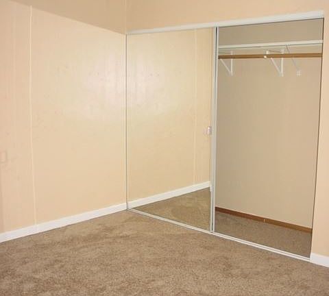 5th image of 1180 Heron Ct