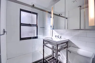 Rented by Urbane Brokerage