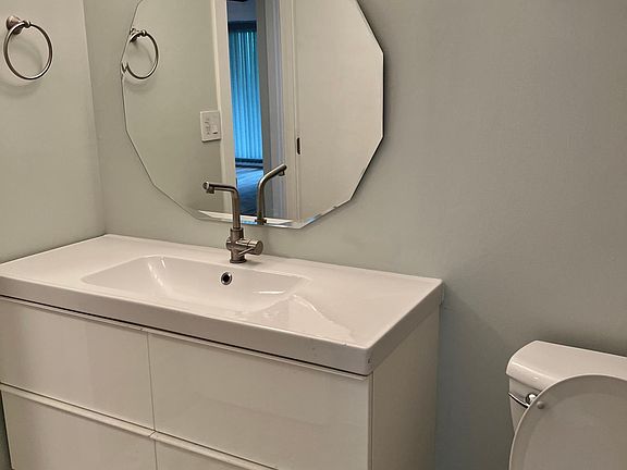 3rd image of 1655 Cedarwood Dr APT 113