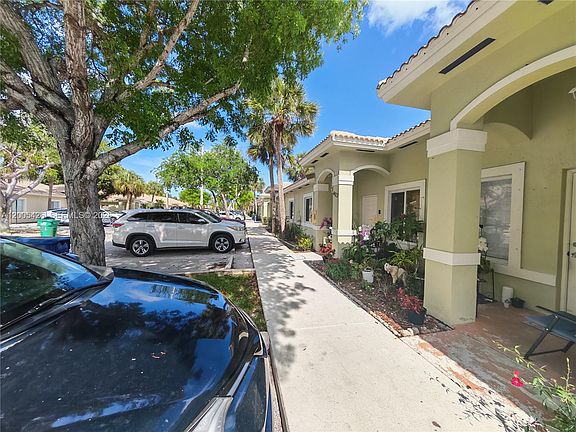 5th image of 13264 Old Biscayne Dr APT 403