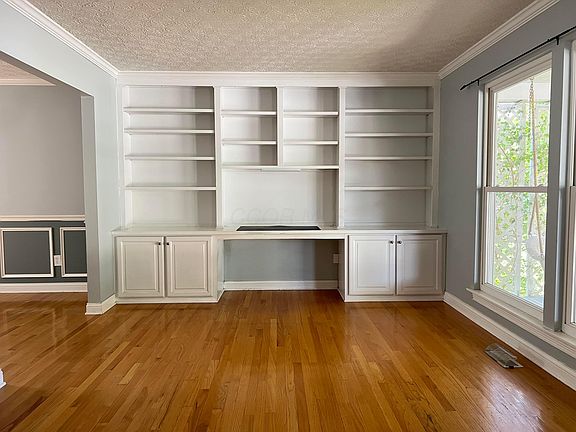 2nd image of 369 Mary Ave