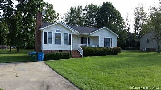 1st image of 412 Caswell Ave
