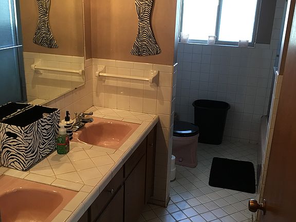 5th image of 4509 Willard Dr
