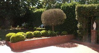 5th image of 227 Rogers Ave