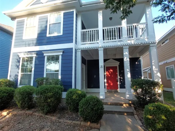 1422 Sea Pines Dr, Aubrey, TX 76227