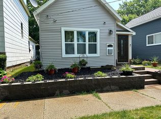 1118 White Ave NW, Grand Rapids, MI 49504
